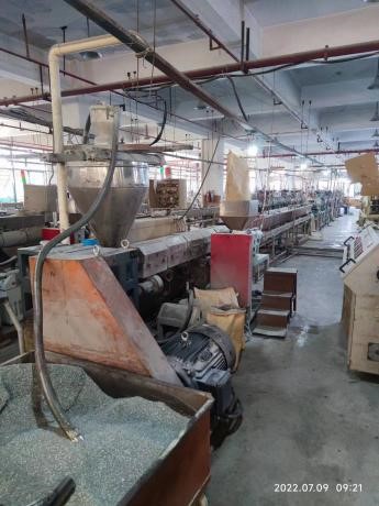塑料挤出机应用4.jpg