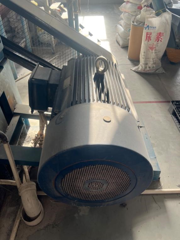 塑料拉丝挤出机4.jpg